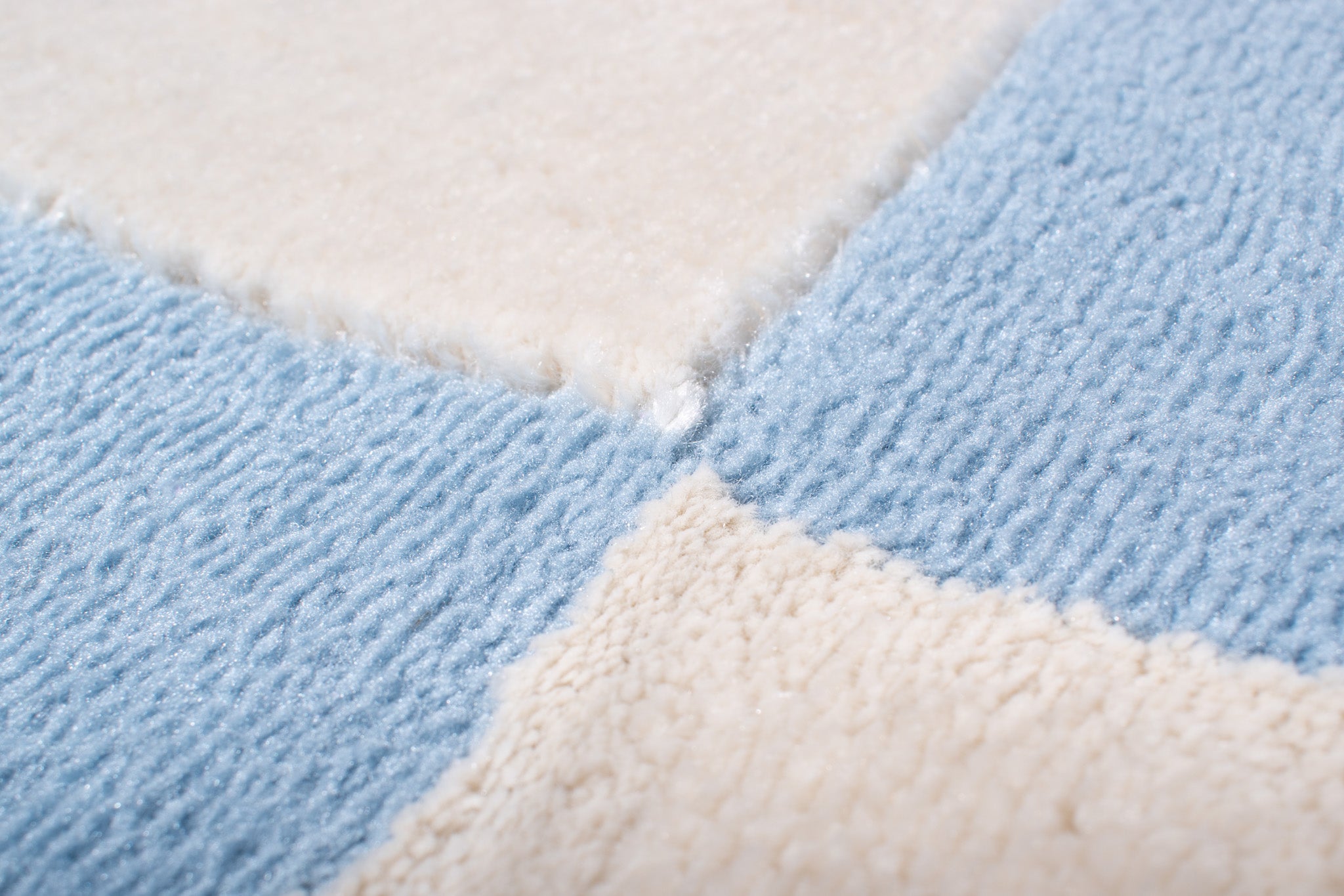 Tapis de salon à poils ras motif graphique bleu : NEL792BLE NELY