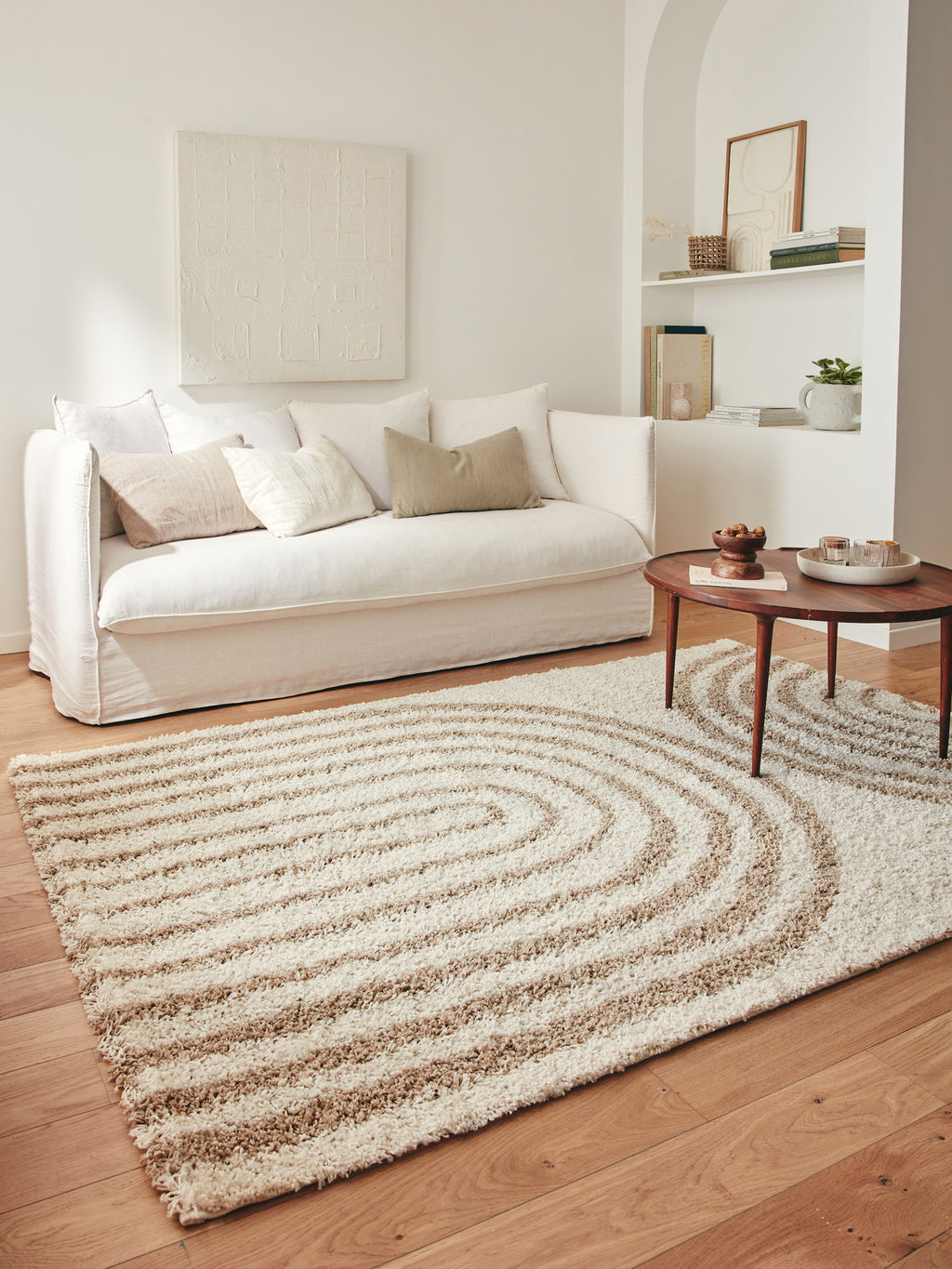 Tapis shaggy à poils long motif arc beige : OLY1066BEI OLYMPE