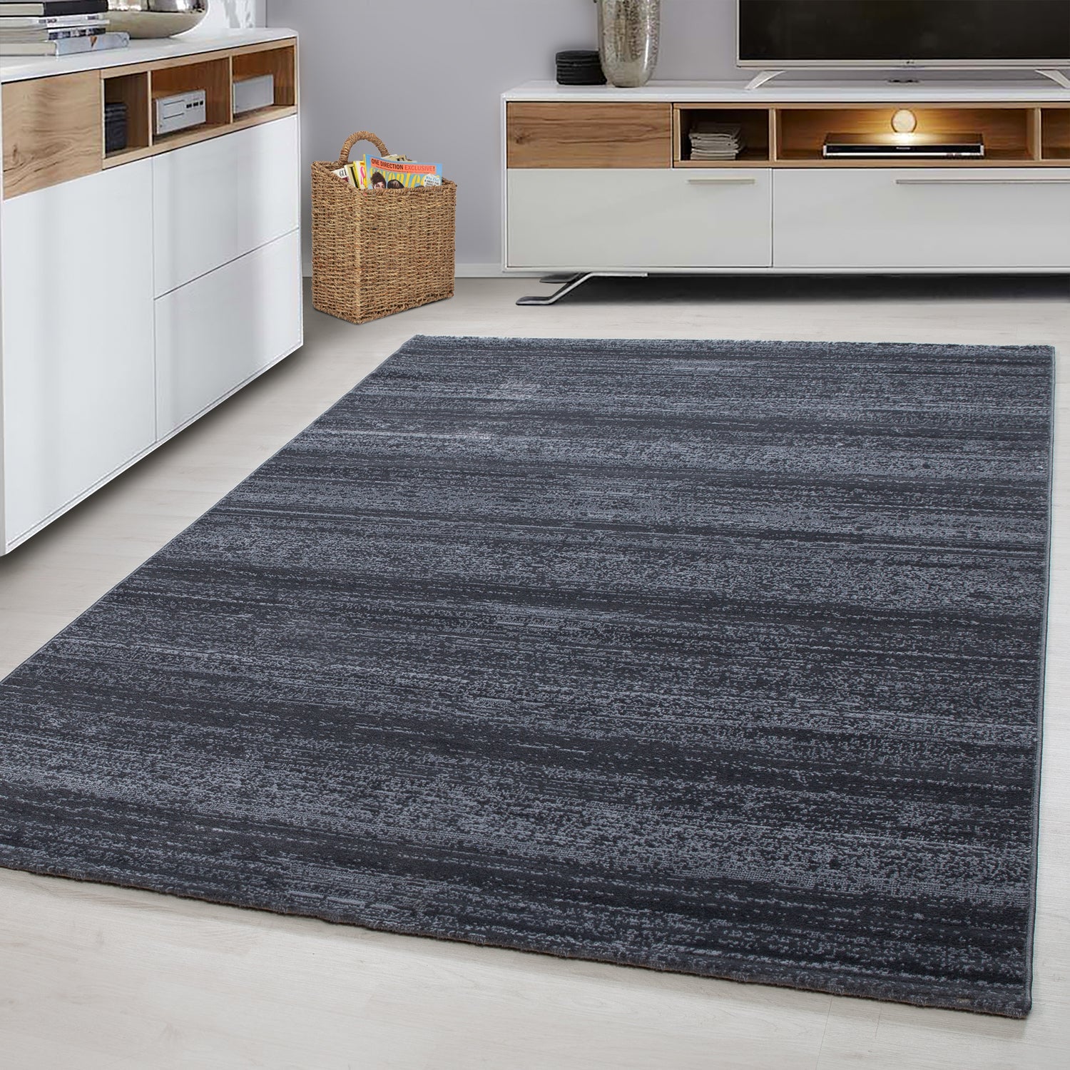 PLUS - Tapis uni à poils courts gris - PLU8000GRI PLUS