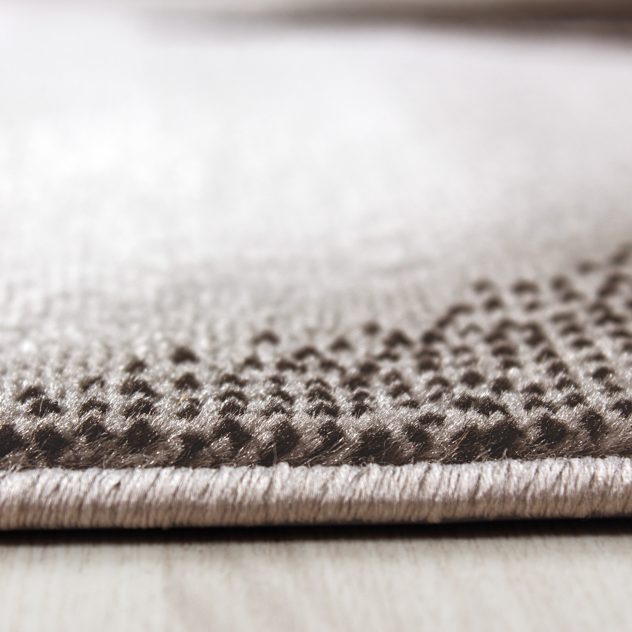 PLUS - Tapis à poils courts design marron - PLU8008MAR PLUS