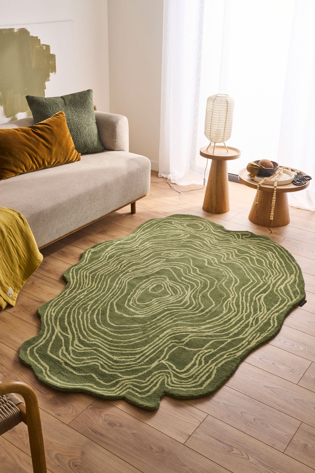 Cèdre blanc – Tapis en laine en forme organique - Vert Cèdre blanc