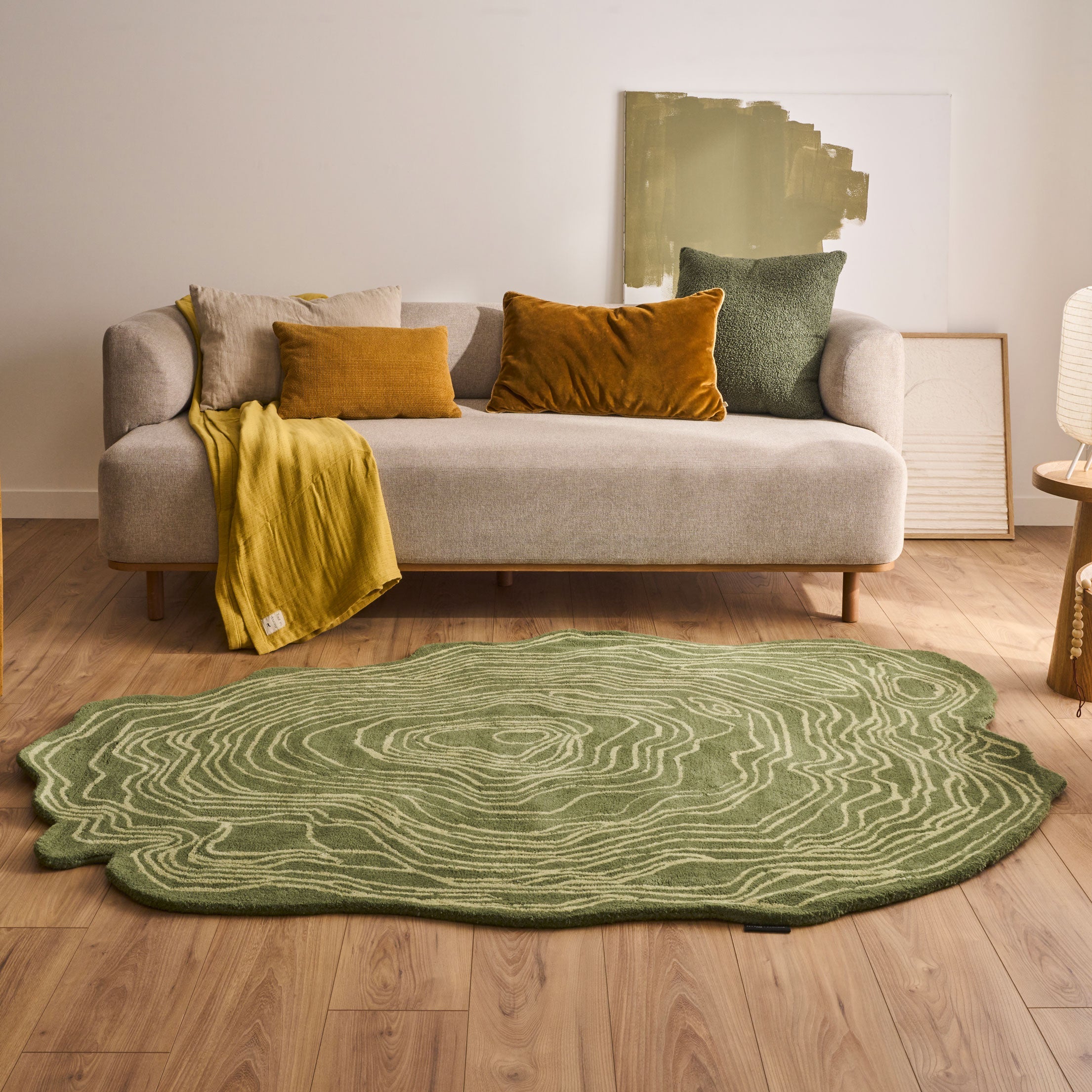 Cèdre blanc – Tapis en laine en forme organique - Vert Cèdre blanc