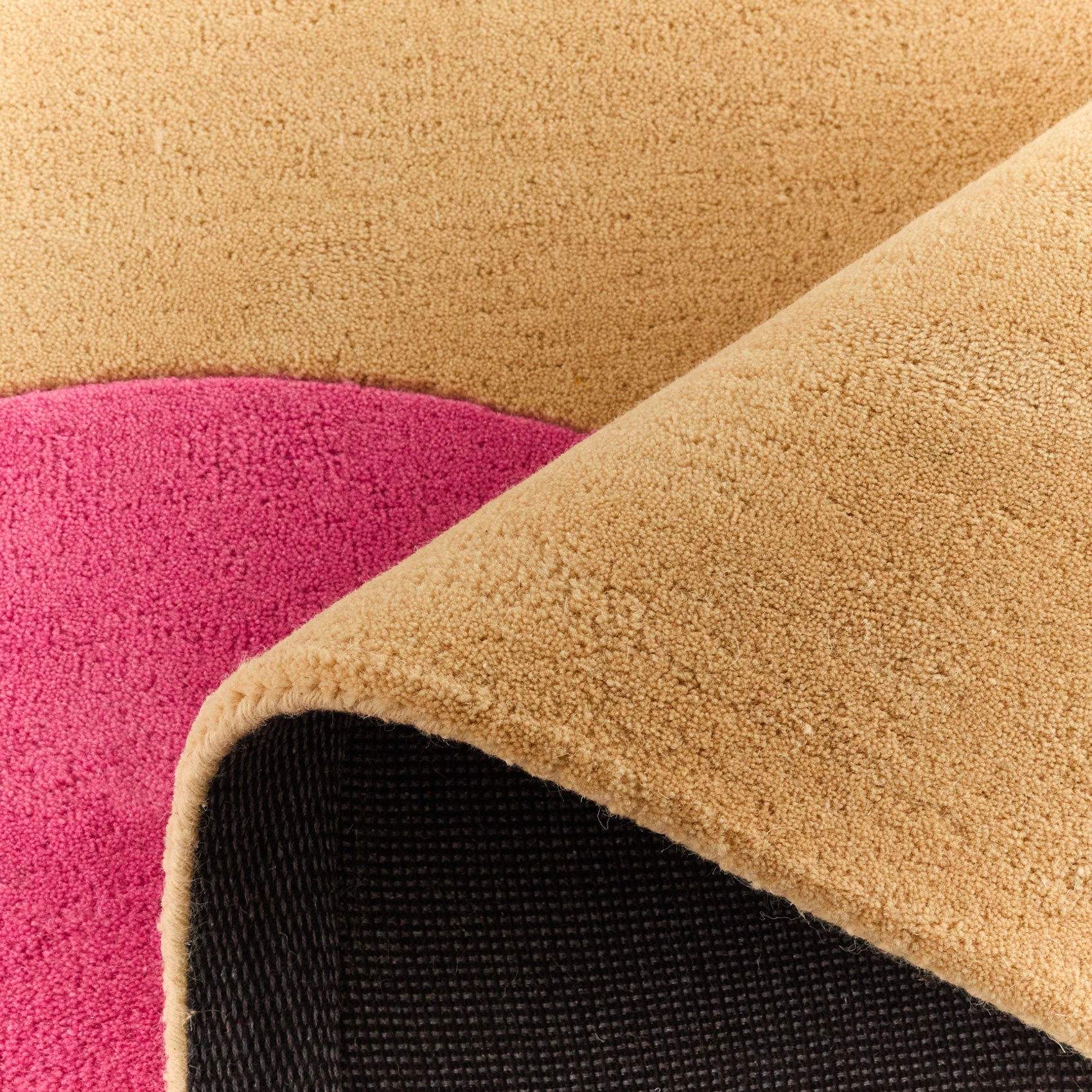 Nuage sucré – Tapis en laine multicolore aux motifs géométriques Nuage sucré