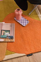 Nuage sucré – Tapis en laine coloré aux motifs géométriques Nuage sucré