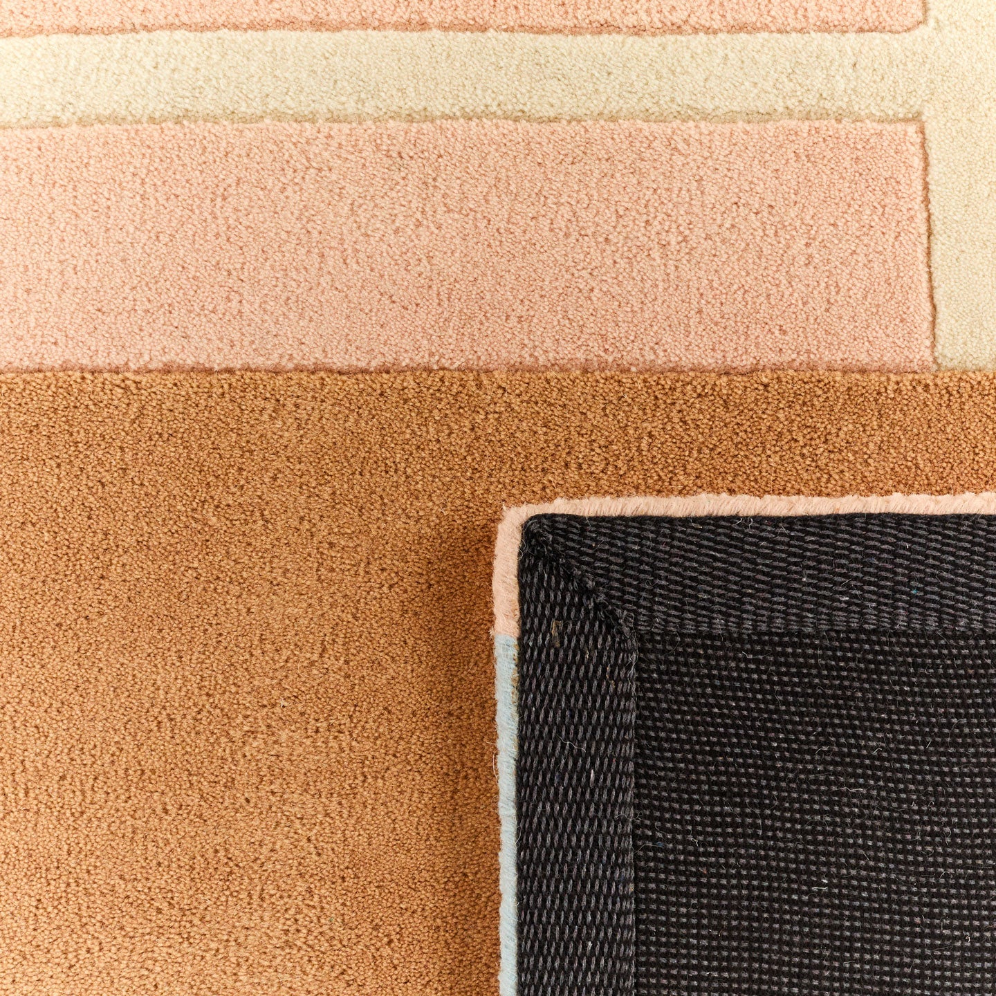 Rayon tendre – Tapis en laine aux nuances pastel Rayon tendre