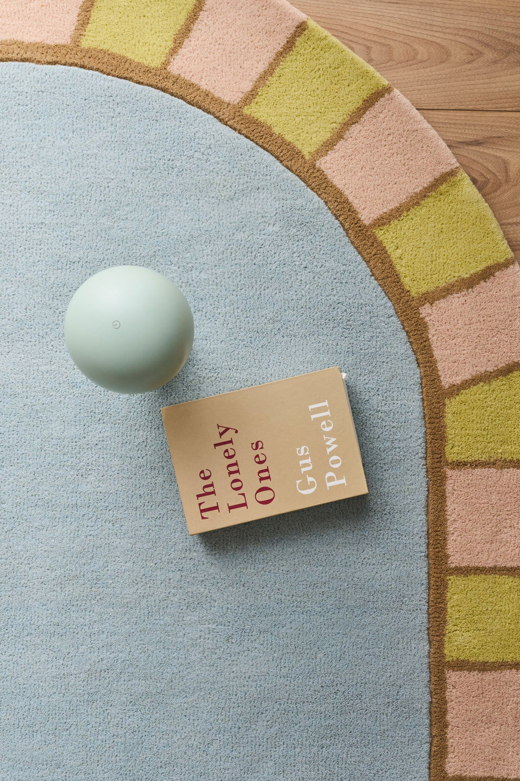 Rayon tendre – Tapis en laine aux teintes pastel Rayon tendre