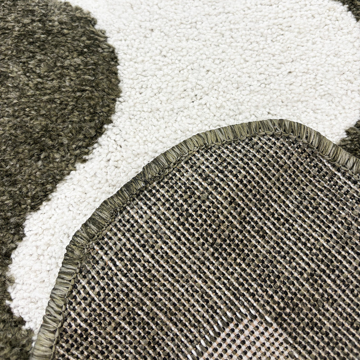 TERRA DEL SOL - Tapis intérieur vert et écru à bords ondulés - TDS1040VER Nazar rugs