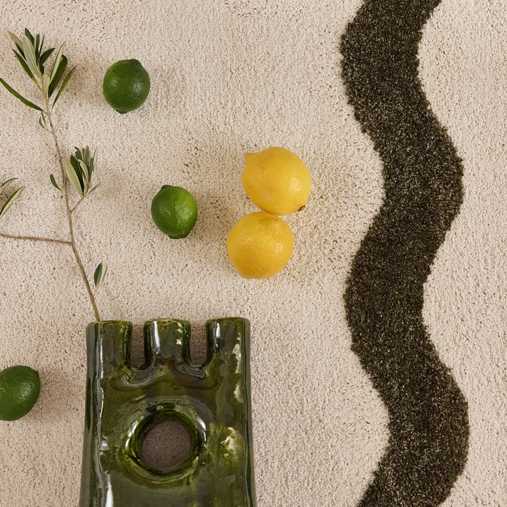 TERRA DEL SOL - Tapis intérieur vert et écru à bords ondulés - TDS1040VER Nazar rugs