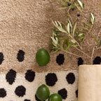 TERRA DEL SOL - Tapis intérieur rectangulaire beige et écru à pois noirs - TDS1042BEI Nazar rugs