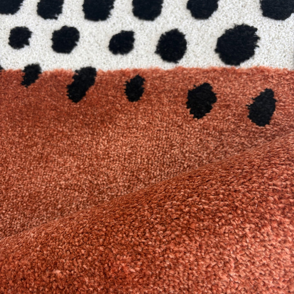 TERRA DEL SOL - Tapis intérieur rectangulaire terracotta et écru à pois noirs - TDS1042TER Nazar rugs