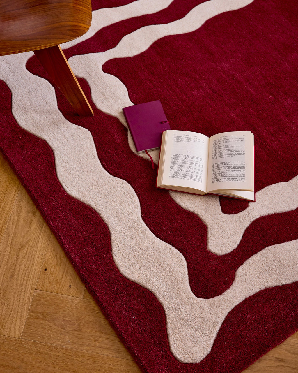 Rouge d'orage – Tapis en laine Davy - Bordeaux Rouge d'orage
