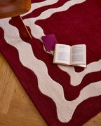 Rouge d'orage – Tapis en laine Davy - Bordeaux Rouge d'orage