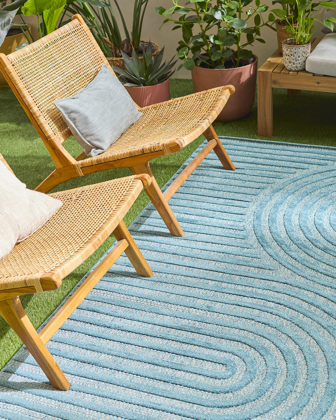 Tapis d'intérieur et extérieur motifs arcs symétriques SANTORINI 986 TURQUOISE : SAN986TUR Nazar rugs