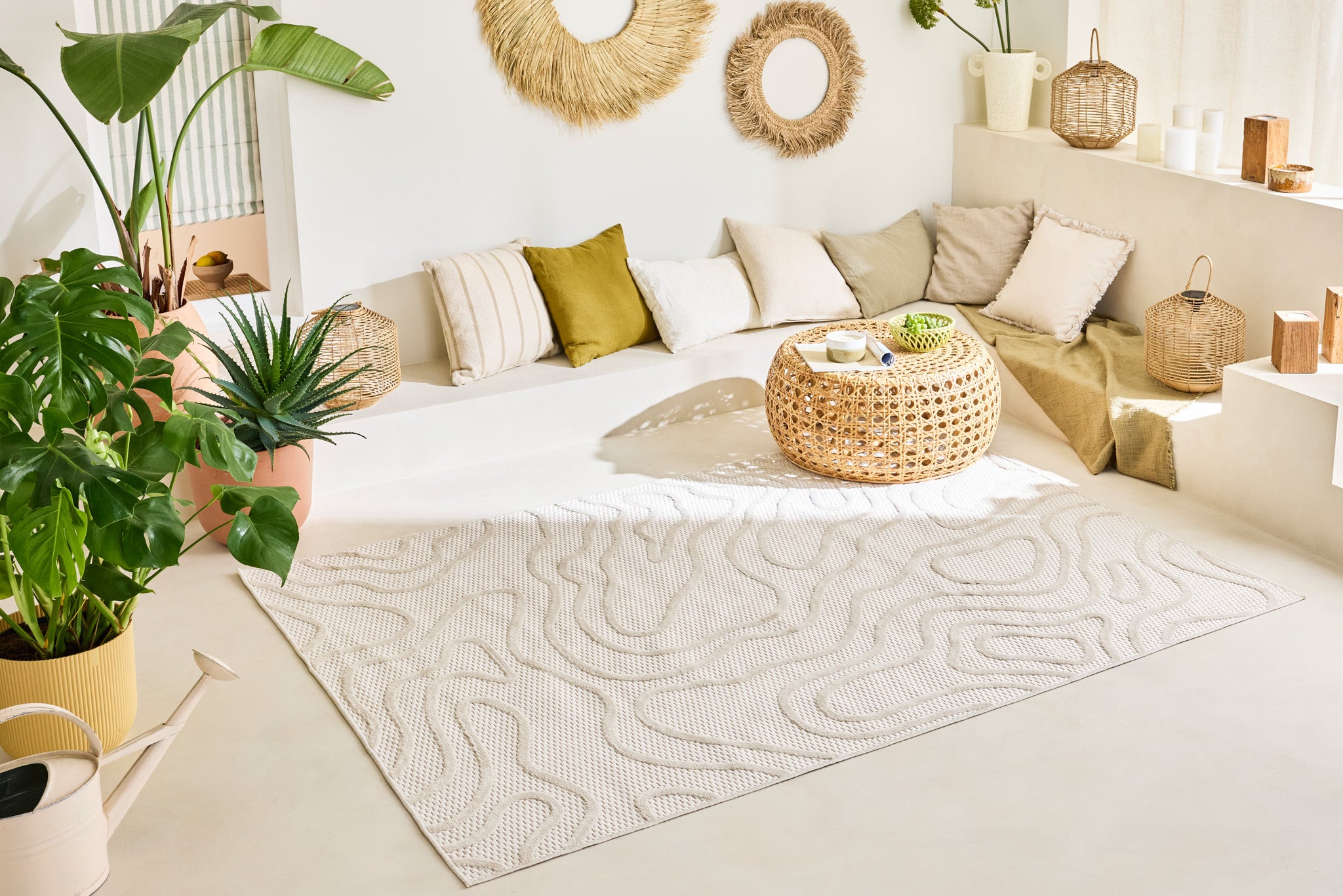 Tapis d'intérieur et extérieur au motif abstrait Santorini Blanc : SAN988BLA Nazar rugs