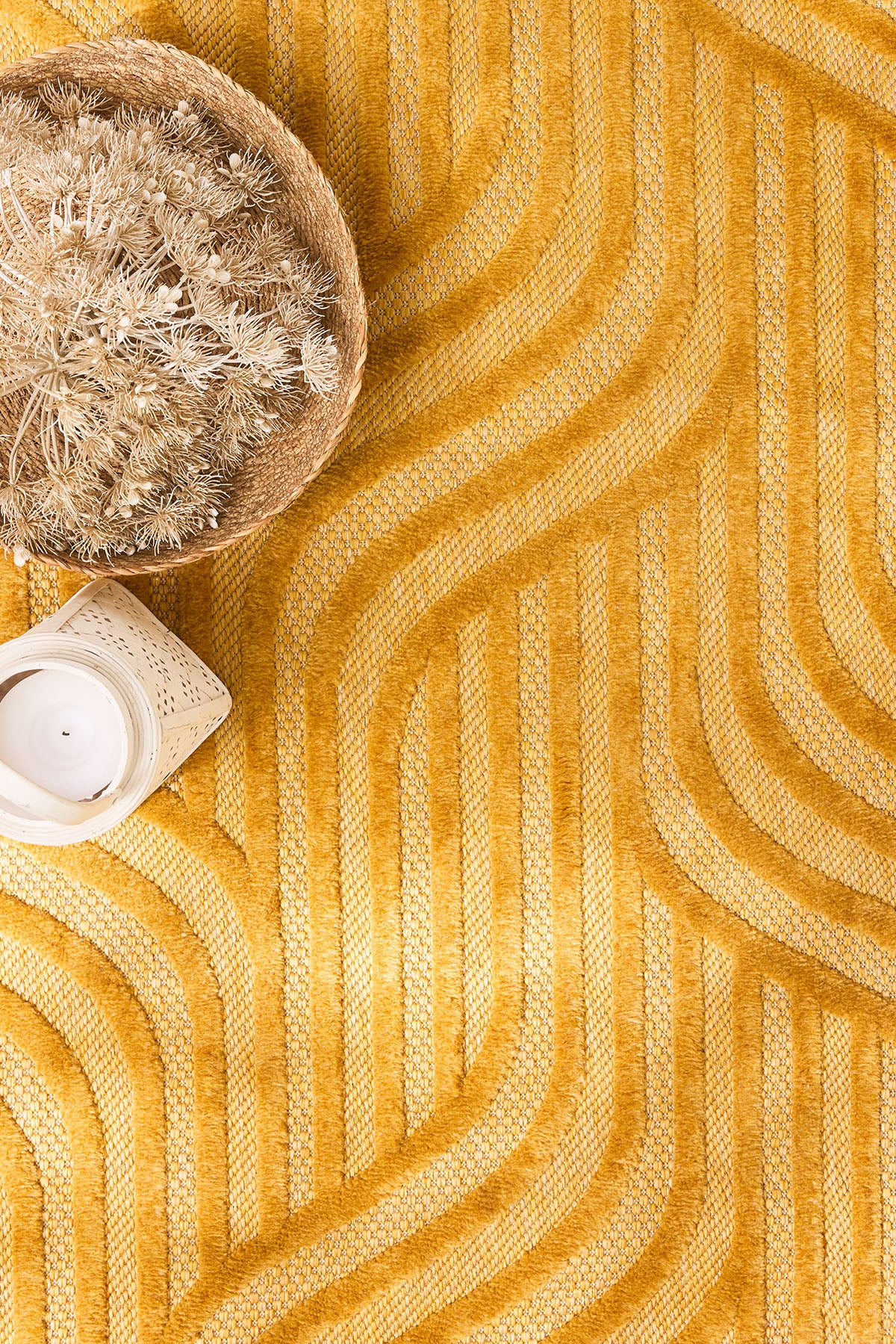 Tapis d'intérieur et extérieur motif graphique Santorini Jaune : SAN989JAU Nazar rugs