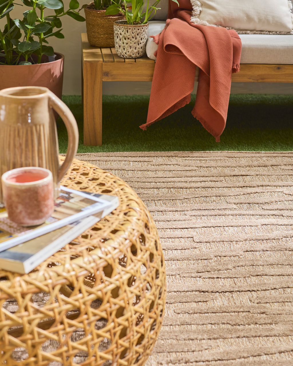 Tapis d'intérieur et d'extérieur à motifs Beige : SAN990BEI Nazar rugs