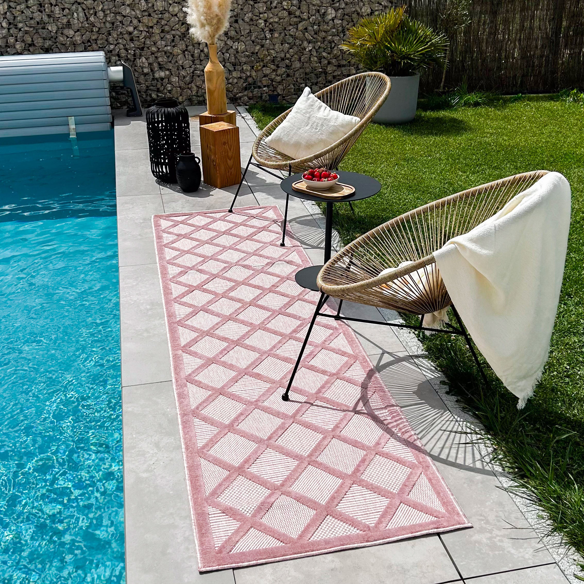 Tapis d'intérieur et d'extérieur motifs losange Rose : SAN991ROS Nazar rugs