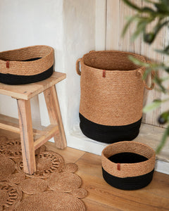 Paniers de rangement bicolores aspect jute fait main noir et beige : CAL4203NOI - Nazar rugs