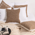 Housse de coussin motifs ronds blanc effet jute naturel Nazar rugs
