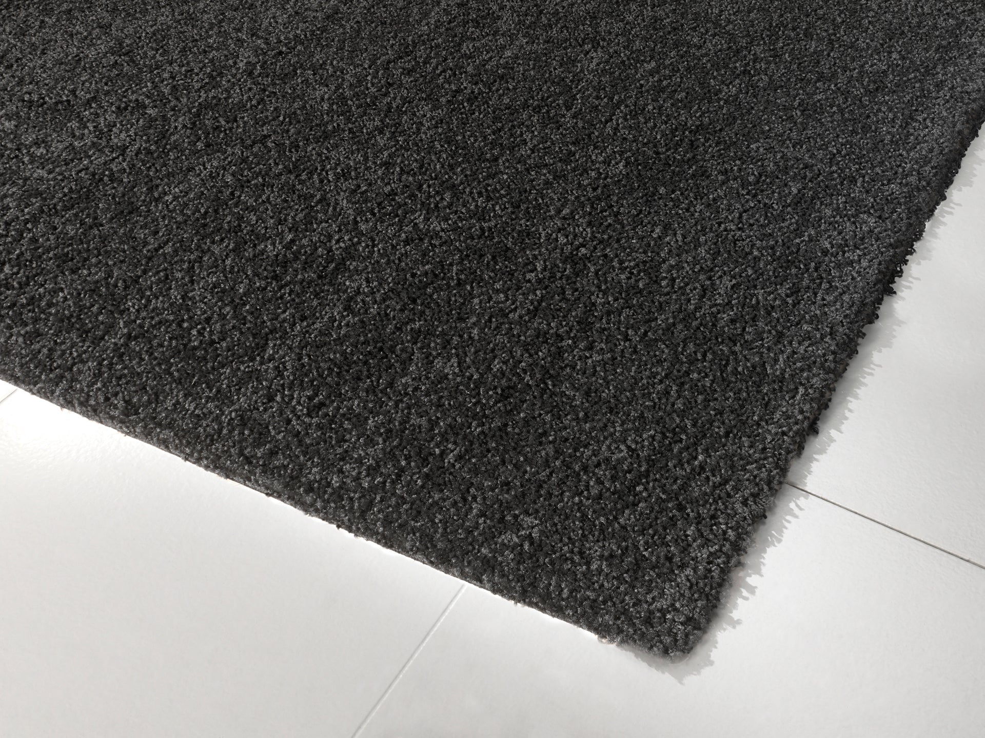 Tapis Shaggy uni noir Nazar rugs