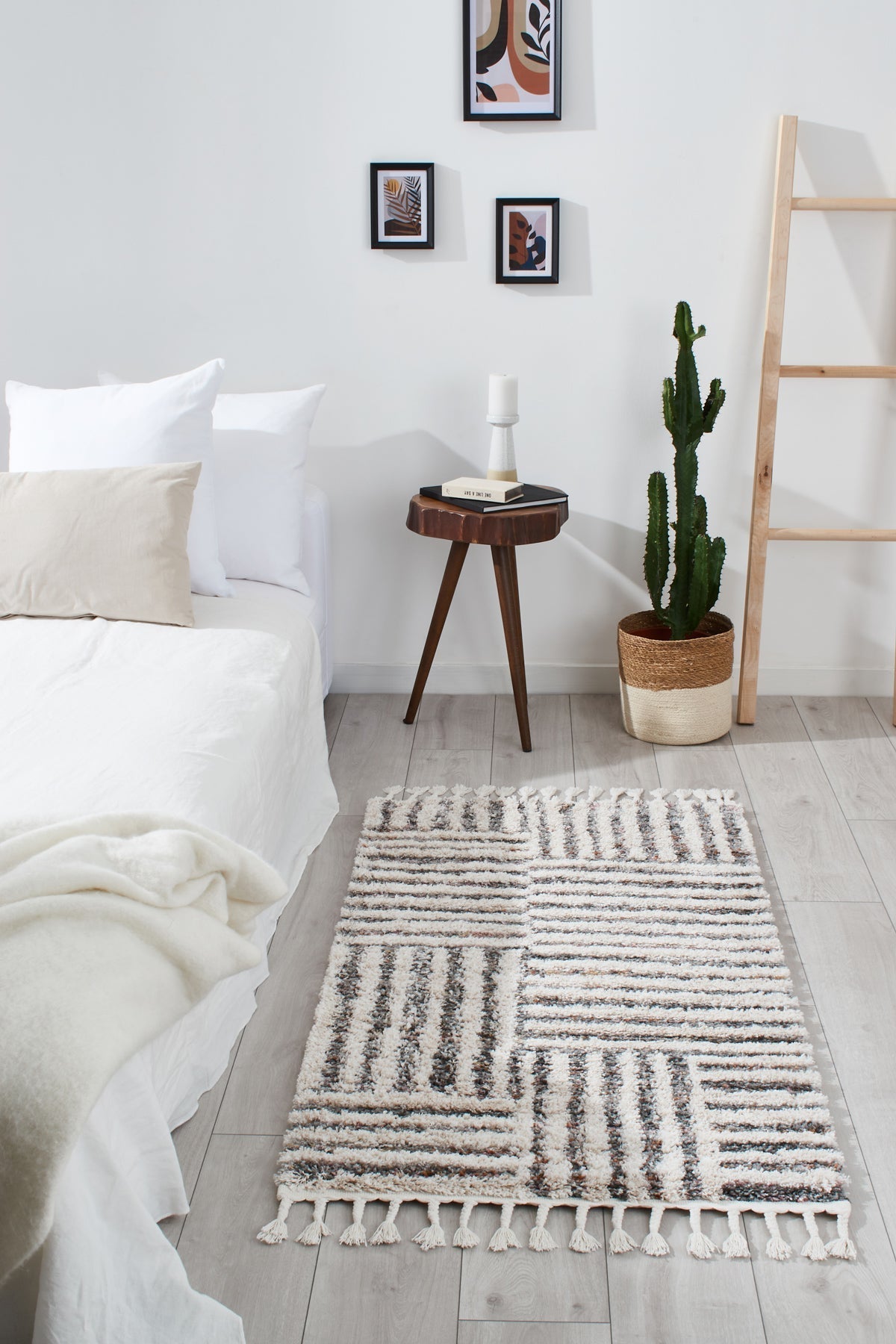 Tapis à poils longs aspect laineux Nazar rugs