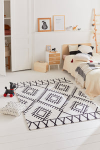 Tapis à poils longs crème et noir Nazar rugs
