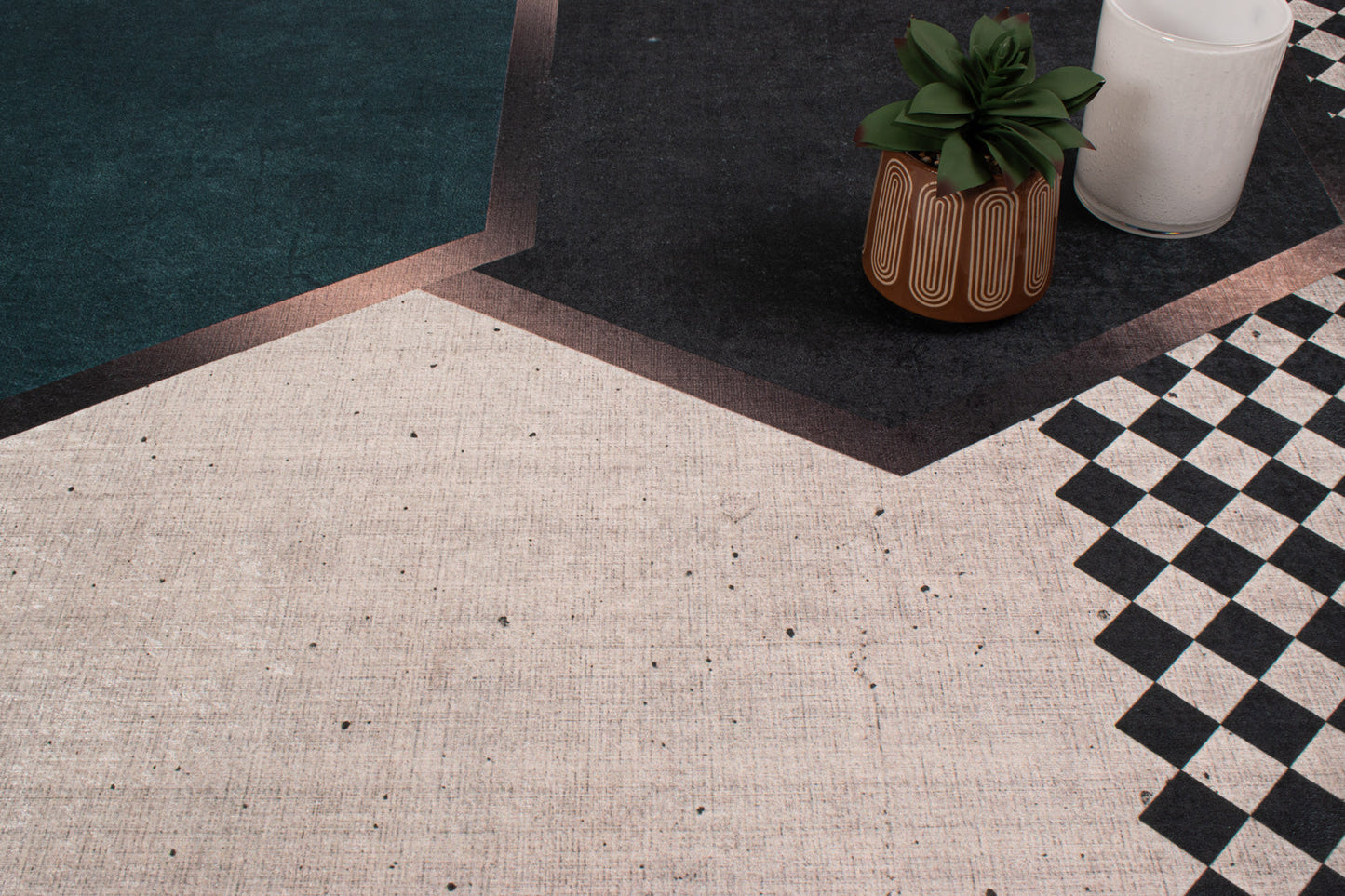 Tapis abstrait motifs géométriques Nazar rugs