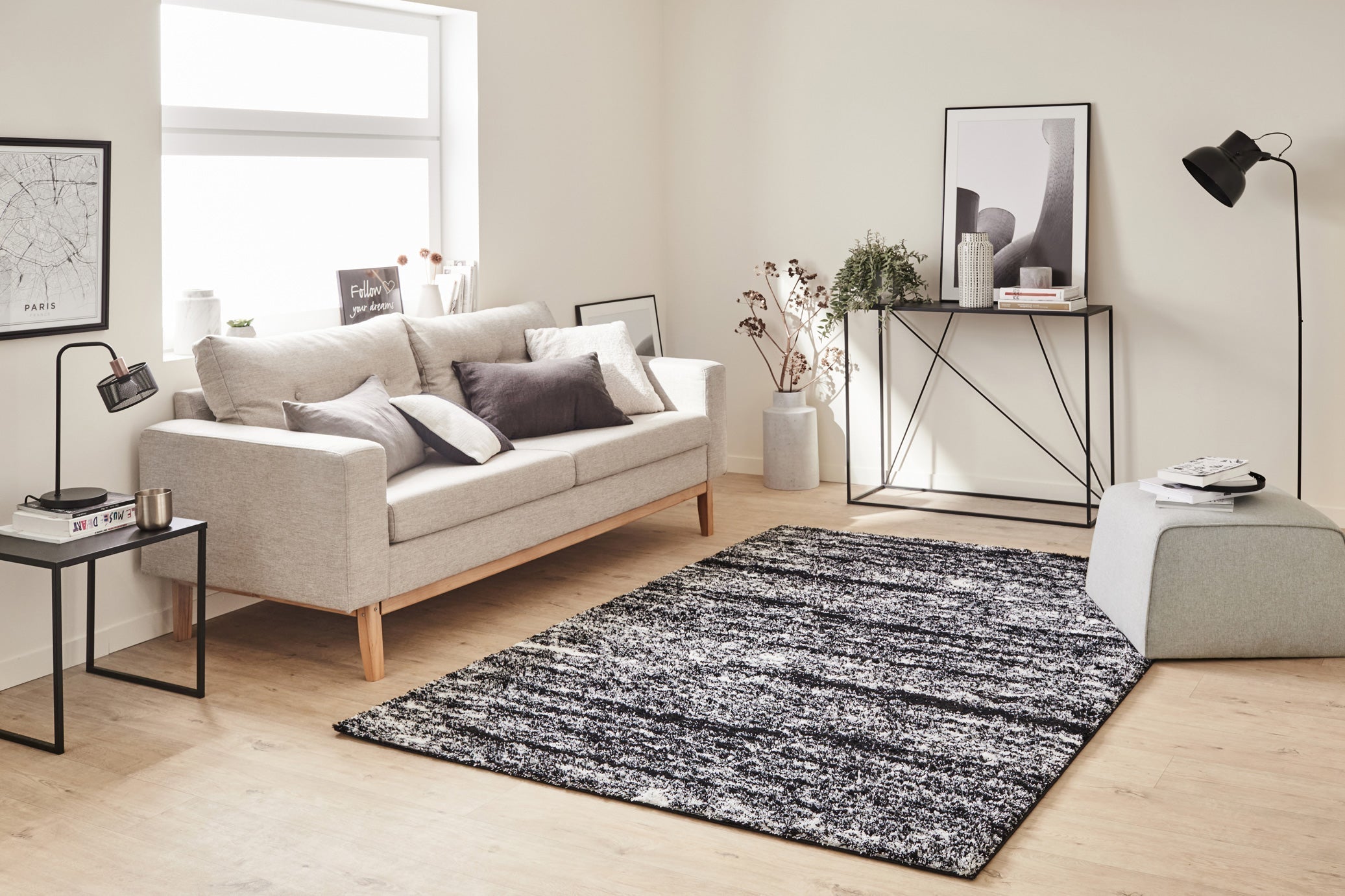 Tapis abstrait, style moderne noir Nazar rugs