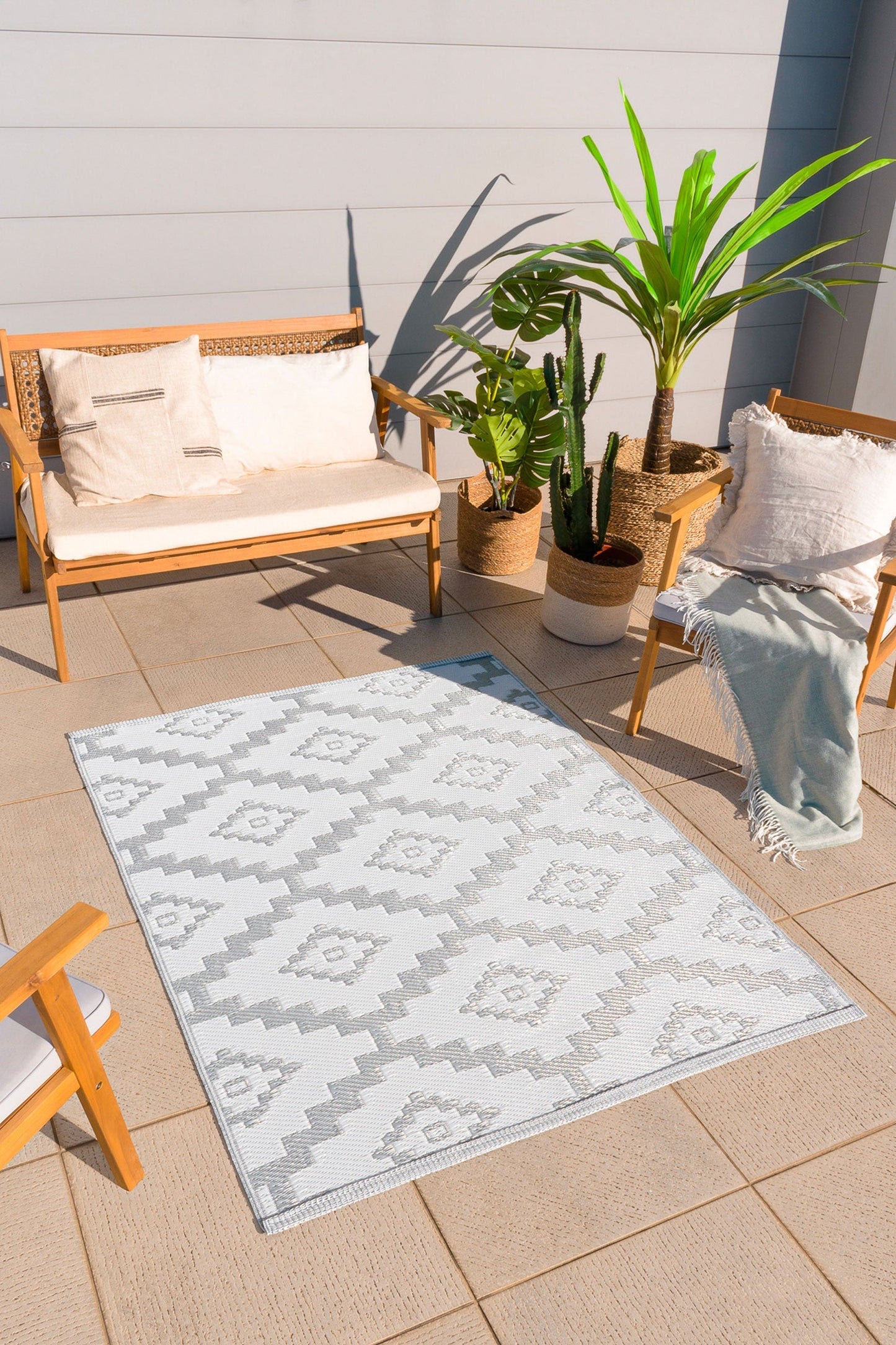 Tapis d'extérieur gris et blanc Nazar rugs