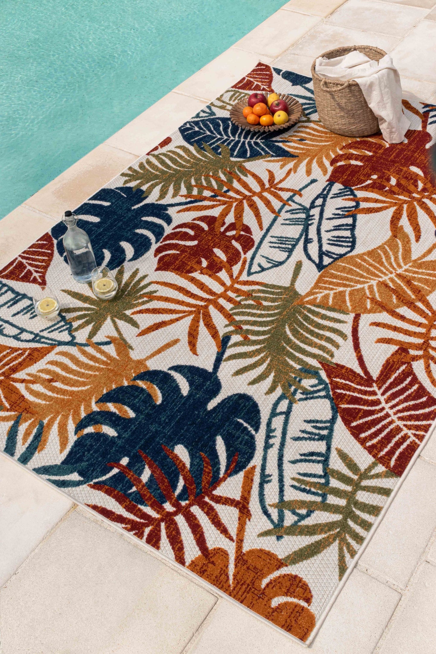 Tapis d'extérieur motif feuille Nazar rugs