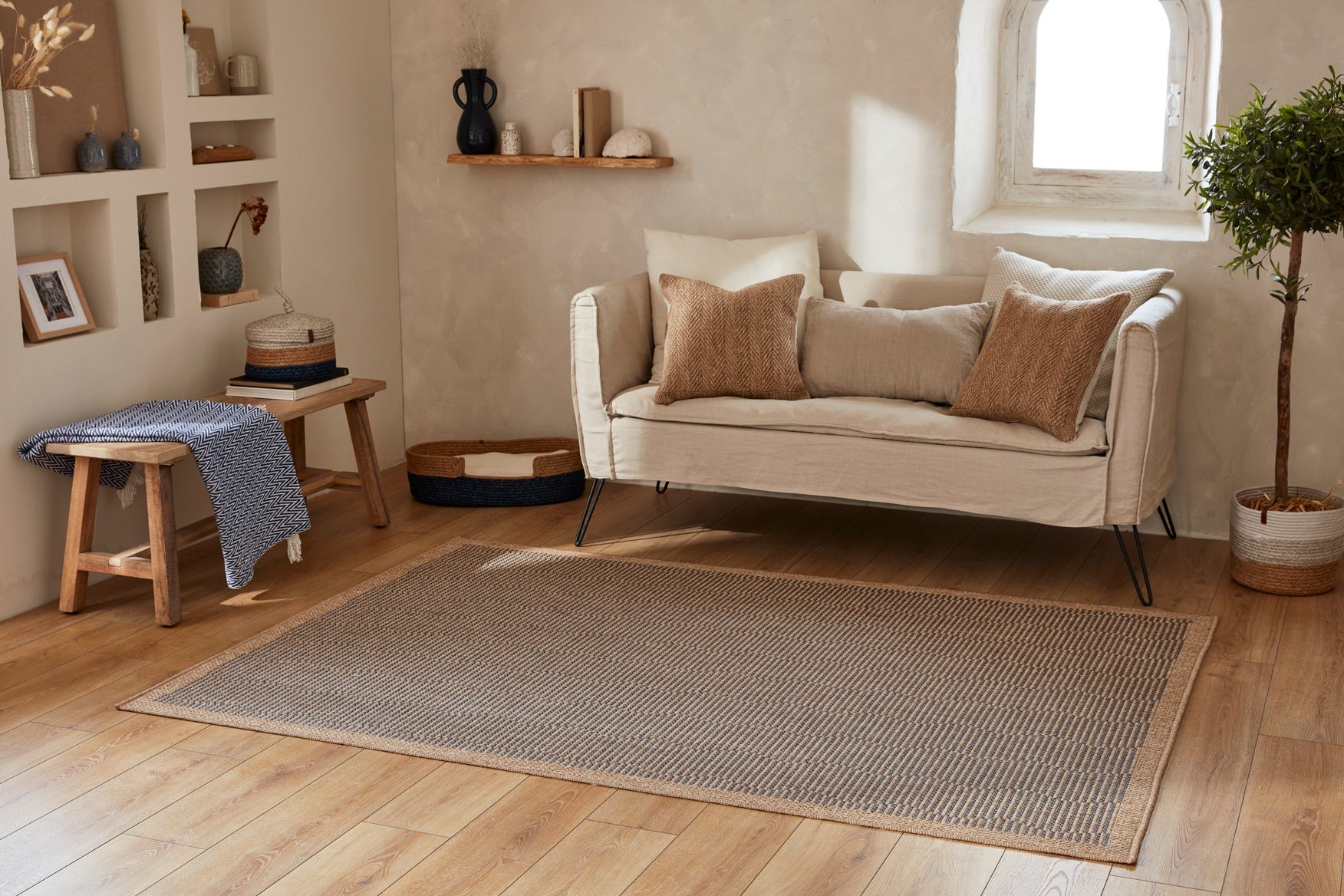 Tapis de salon effet jute naturel Bleu Nazar rugs