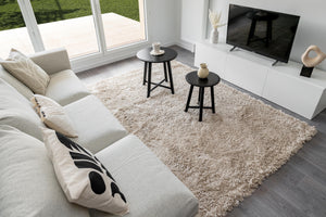 Tapis doux à poils longs beige Nazar rugs