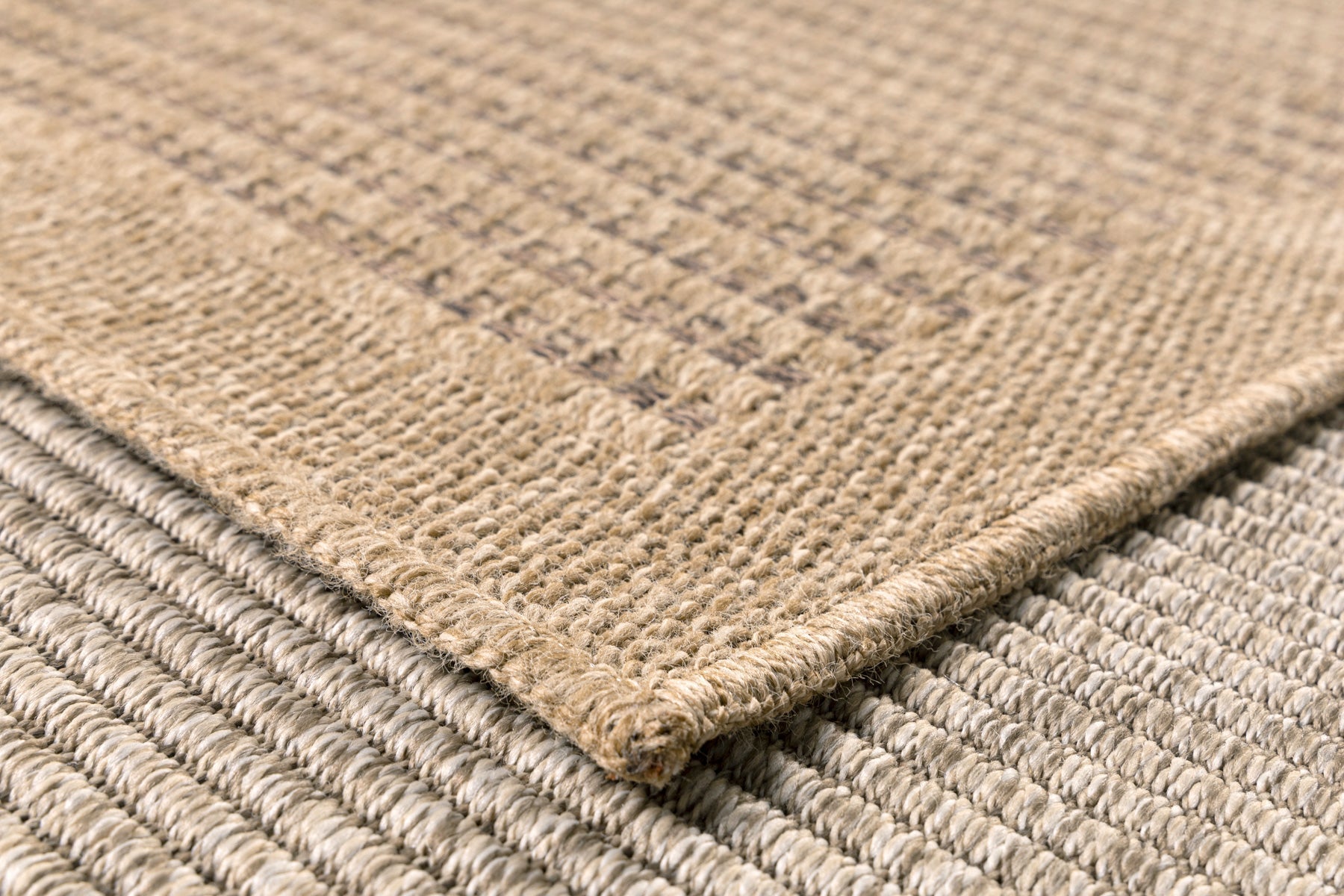 Tapis effet jute naturel uni marron Nazar rugs