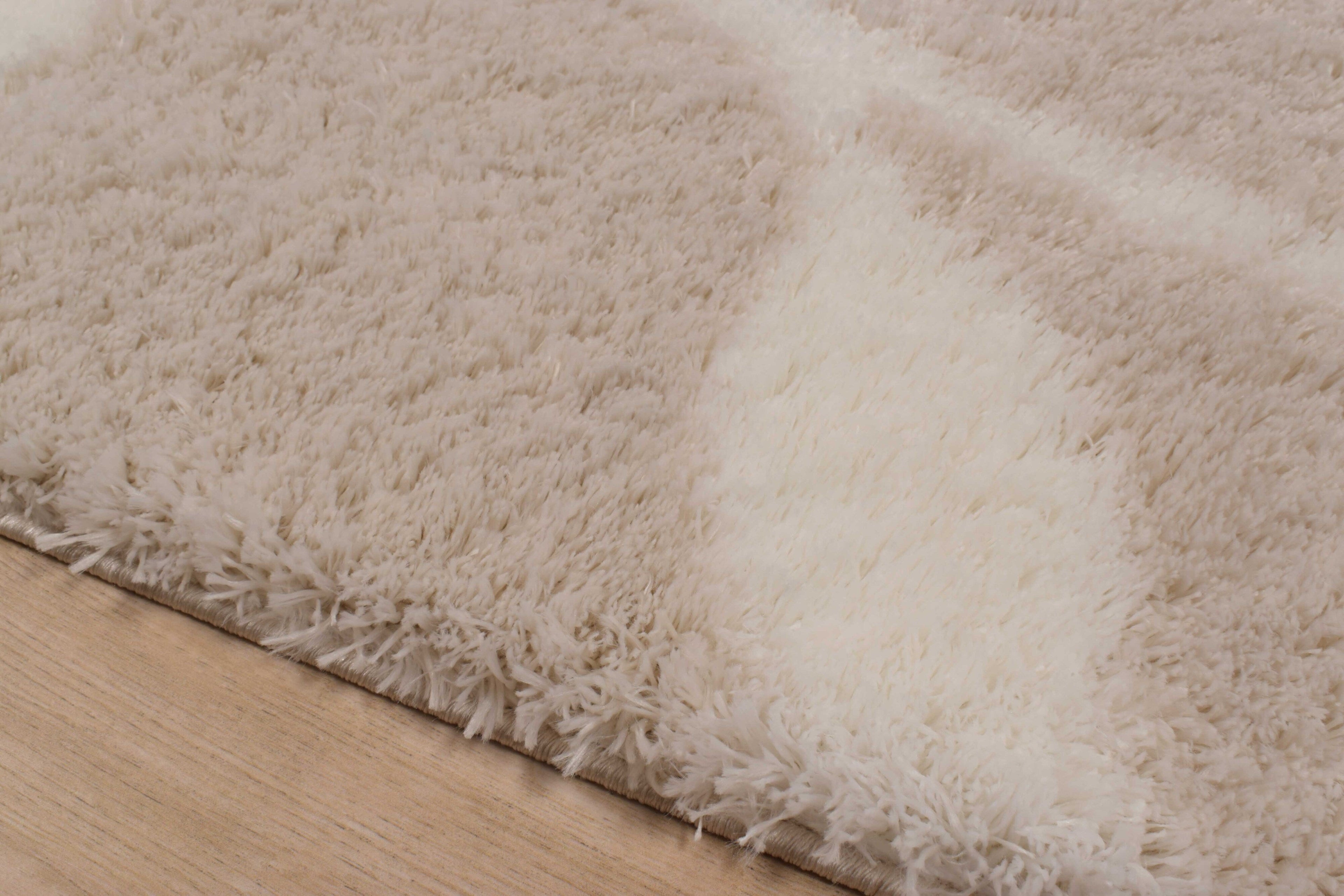 Tapis motif fleur beige style moderne Nazar rugs
