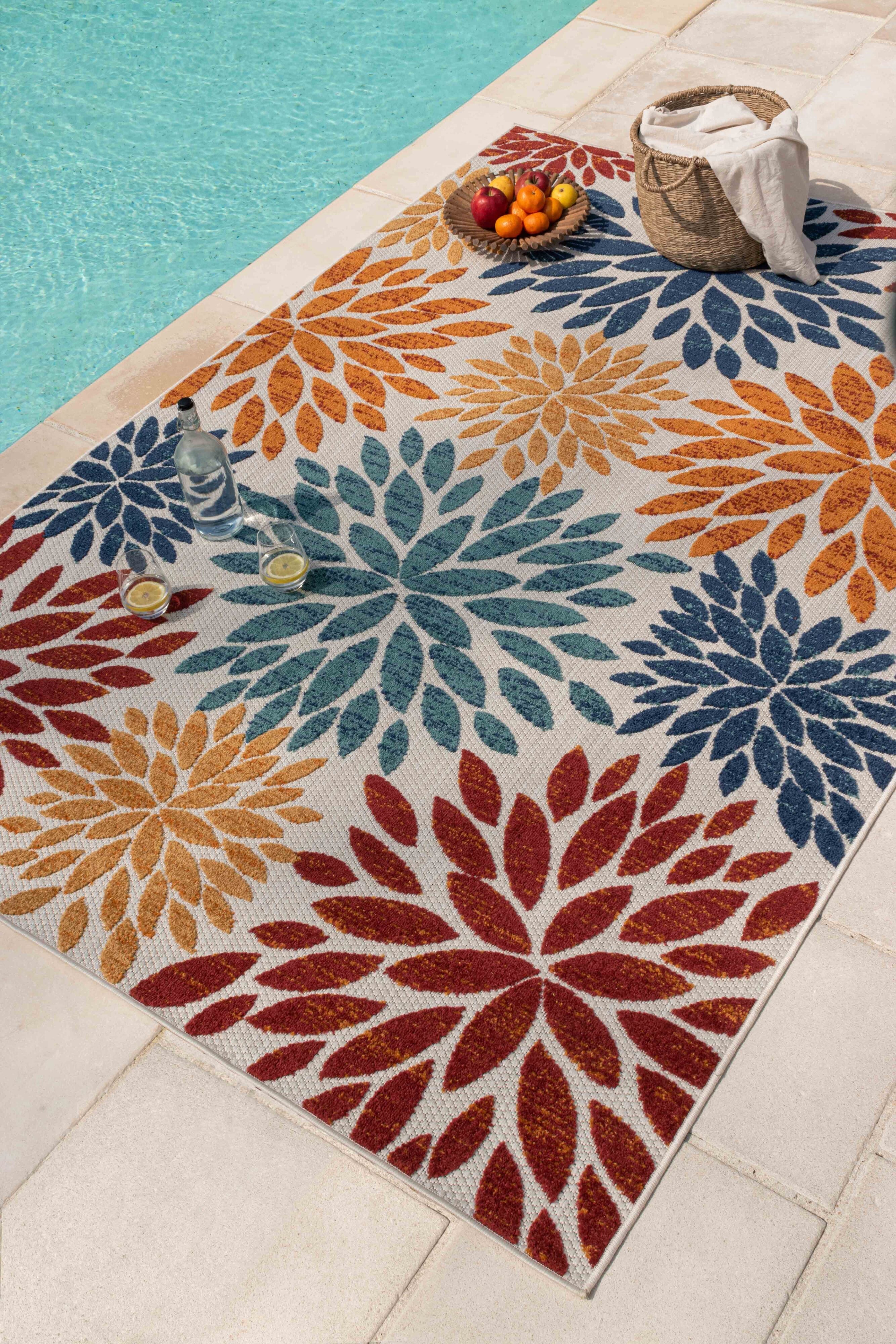 Tapis motif floral Nazar rugs