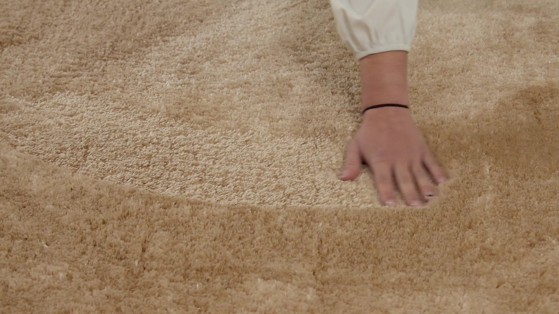 Tapis uni style moderne taupe Nazar rugs