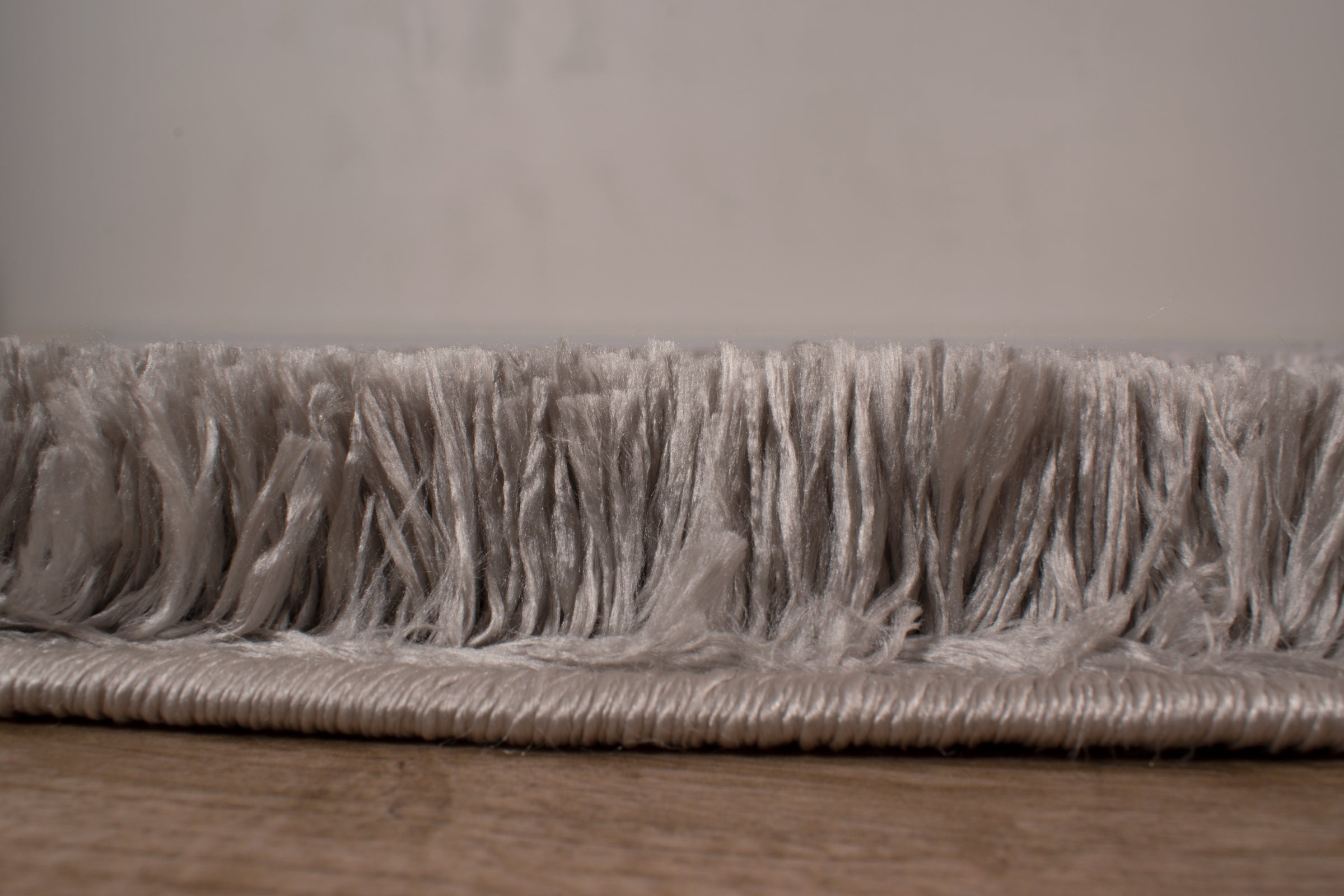 Tapis uni style moderne taupe Nazar rugs