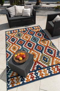 tapis extérieur motifs géométriques Nazar rugs